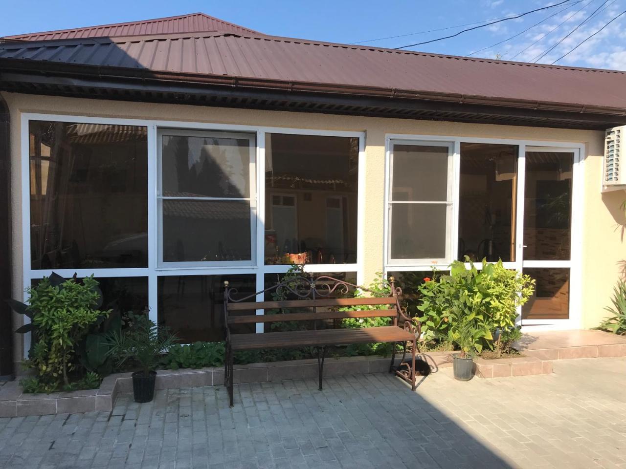 Guest House Palmovaia Gavan Gudauta Bagian luar foto